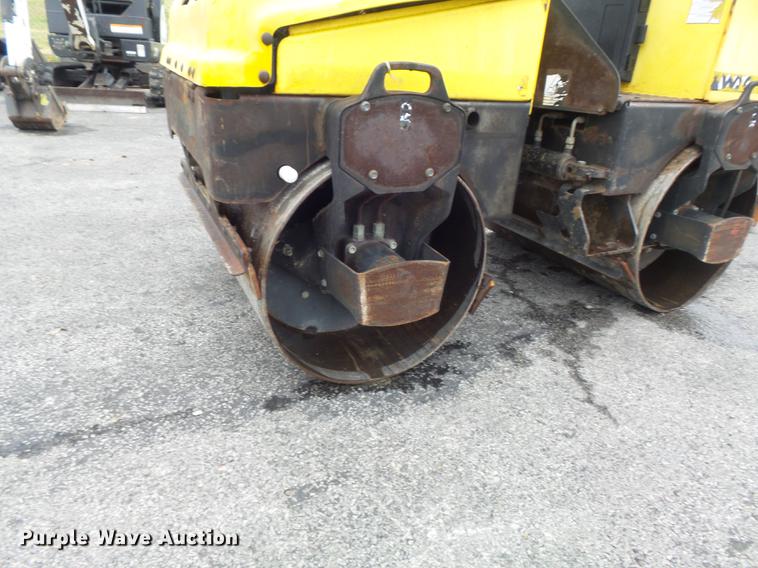 image for item DB6434 2000 Wacker RD11A double drum compactor
