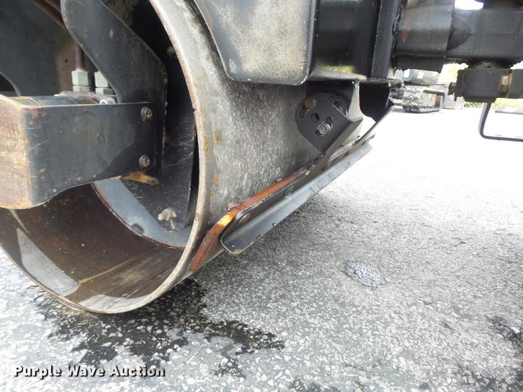 image for item DB6434 2000 Wacker RD11A double drum compactor