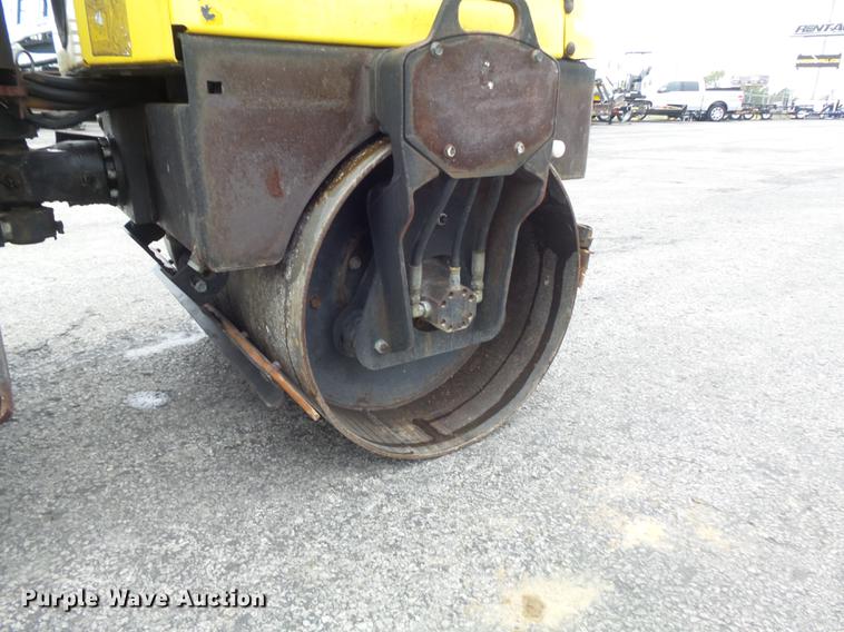 image for item DB6434 2000 Wacker RD11A double drum compactor