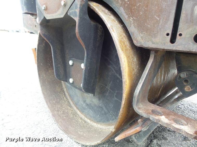 image for item DB6434 2000 Wacker RD11A double drum compactor