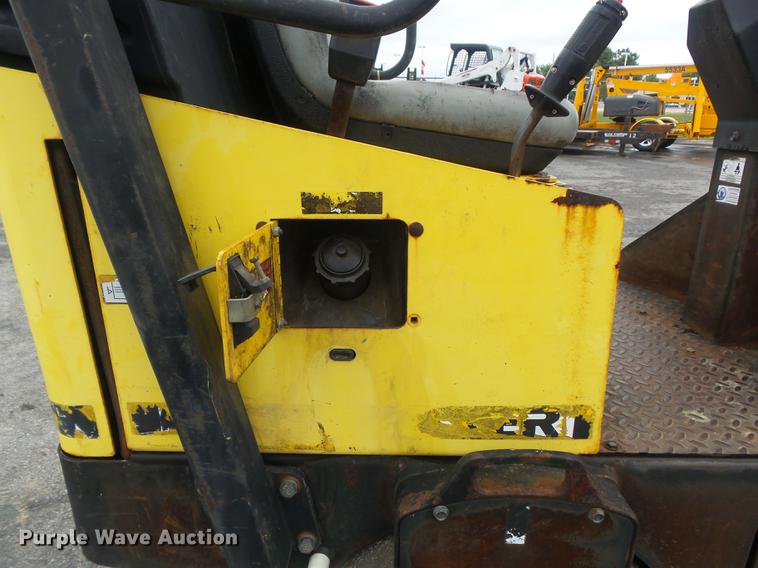 image for item DB6434 2000 Wacker RD11A double drum compactor