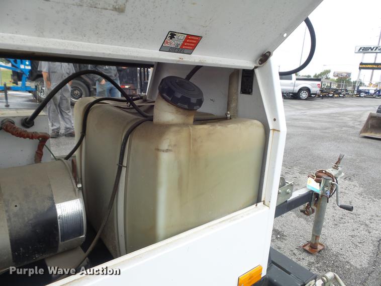 image for item DB6437 2006 Wacker LTC4 light plant