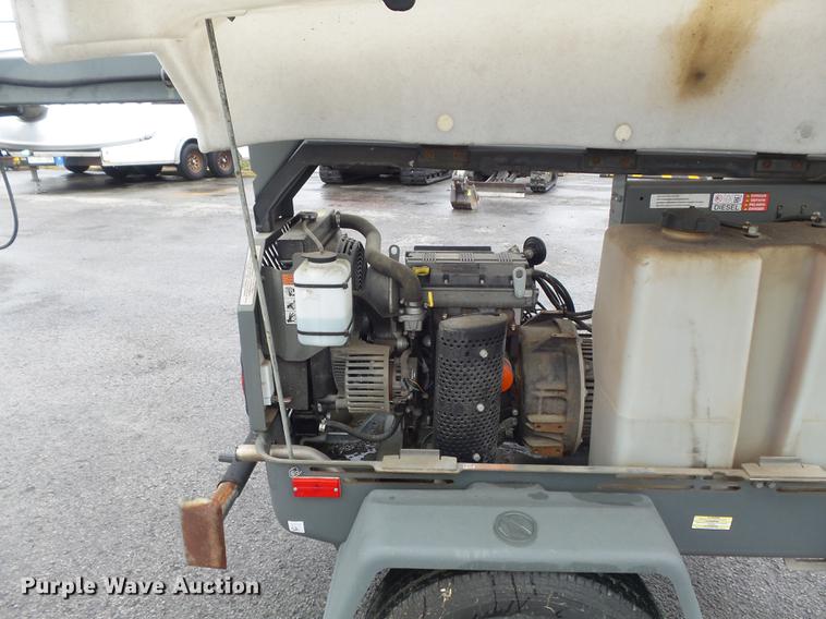 image for item DB6438 2012 Wacker Neuson LTN6 light plant