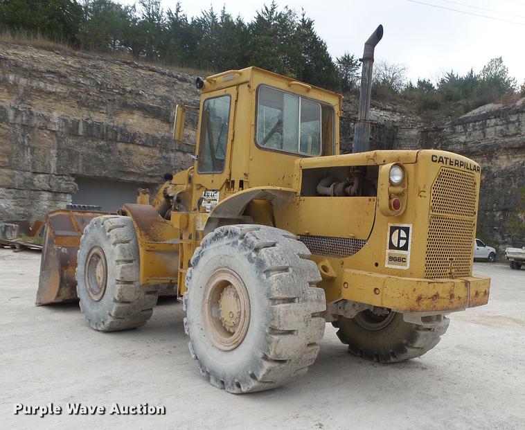 image for item DB7386 1976 Caterpillar 966C wheel loader