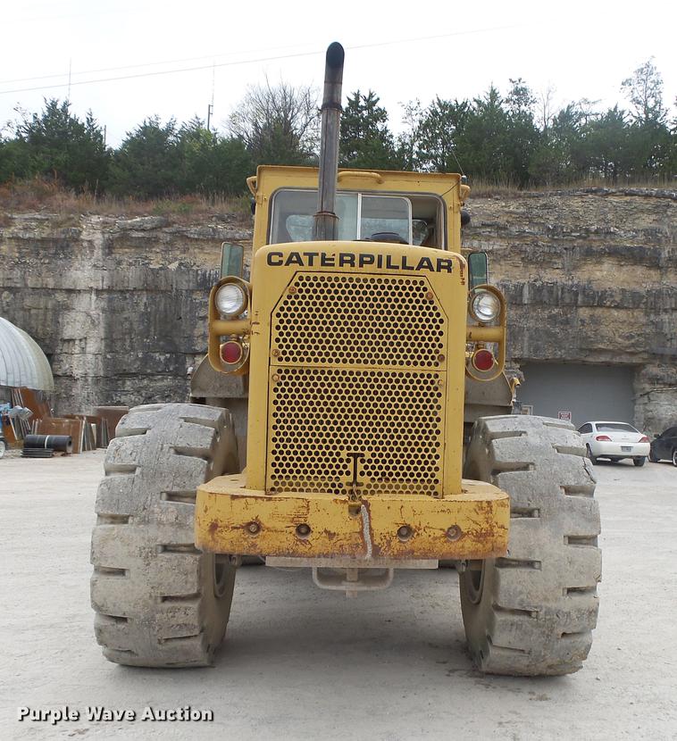 image for item DB7386 1976 Caterpillar 966C wheel loader