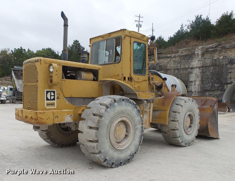 image for item DB7386 1976 Caterpillar 966C wheel loader