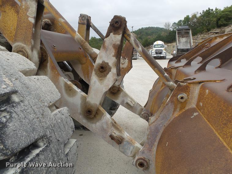 image for item DB7386 1976 Caterpillar 966C wheel loader