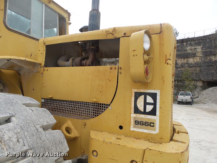 image for item DB7386 1976 Caterpillar 966C wheel loader
