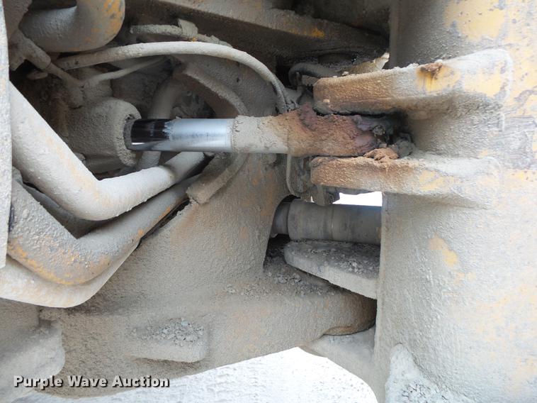 image for item DB7386 1976 Caterpillar 966C wheel loader