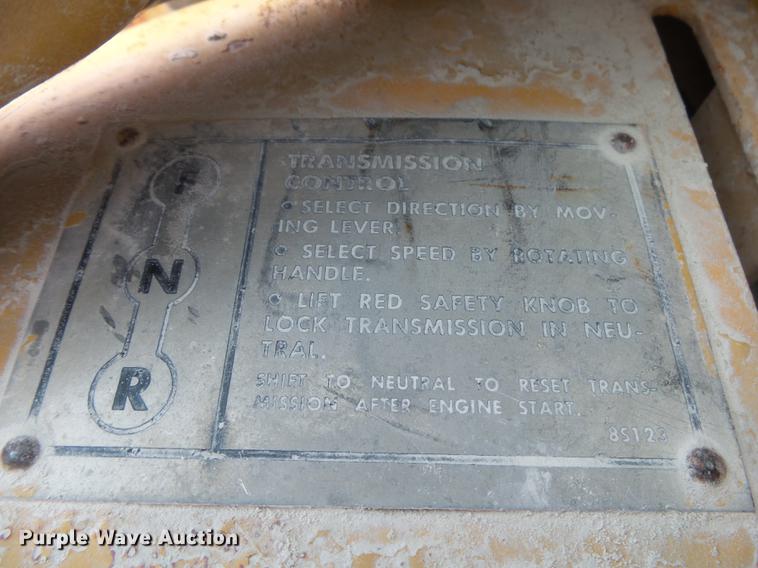 image for item DB7386 1976 Caterpillar 966C wheel loader