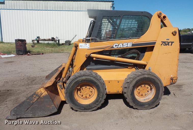 image for item DB8141 2002 Case 75XT skid steer