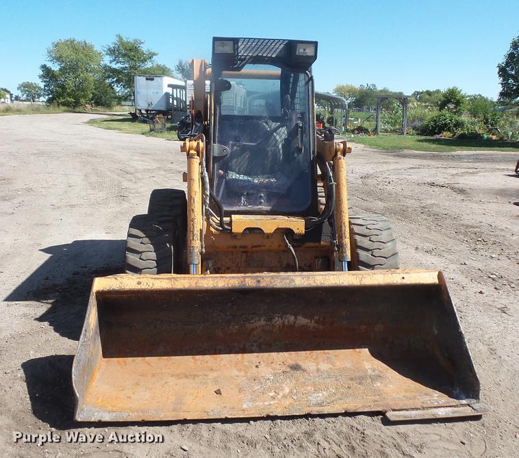 image for item DB8141 2002 Case 75XT skid steer