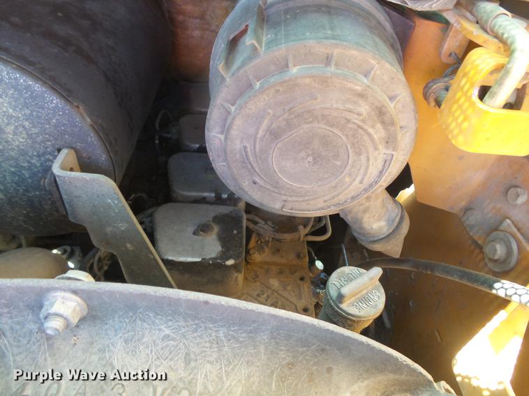 image for item DB8141 2002 Case 75XT skid steer