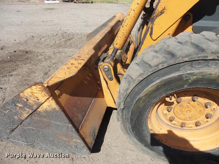 image for item DB8141 2002 Case 75XT skid steer