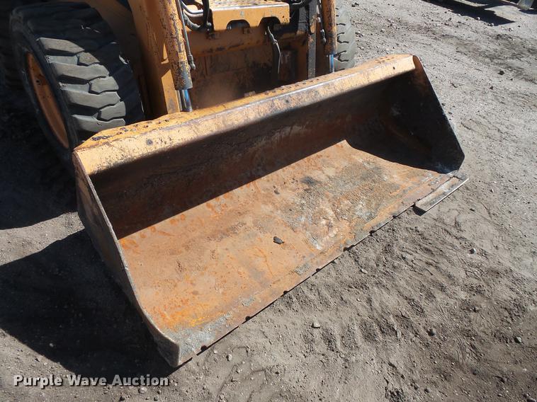 image for item DB8141 2002 Case 75XT skid steer