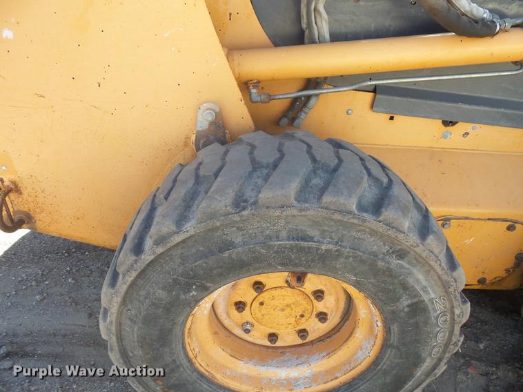 image for item DB8141 2002 Case 75XT skid steer