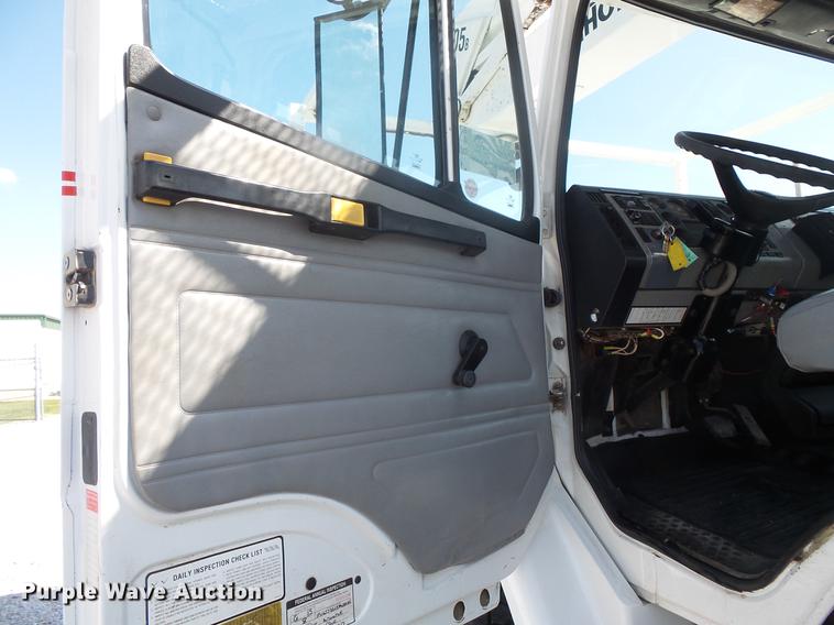 image for item DB8146 1999 Freightliner FL80 bucket truck