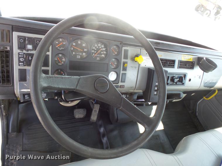 image for item DB8146 1999 Freightliner FL80 bucket truck