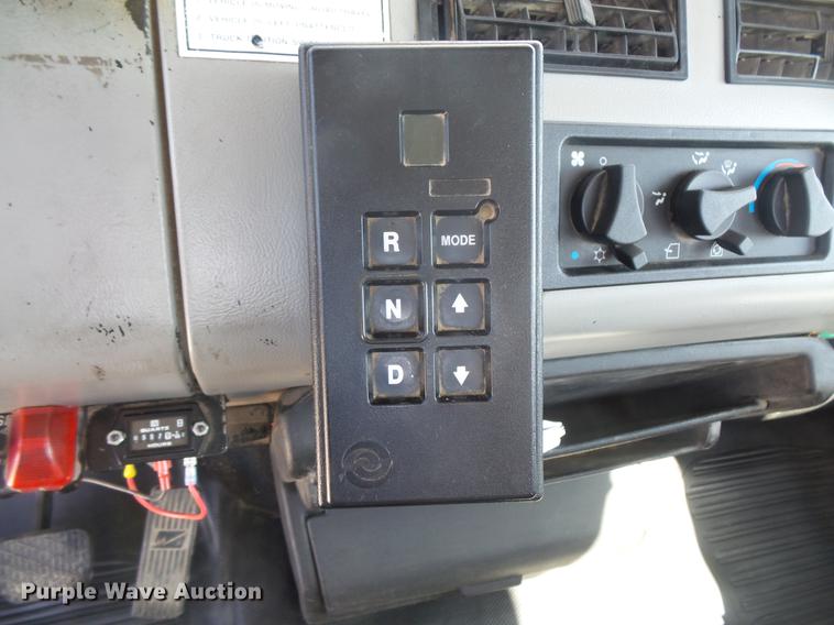 image for item DB8146 1999 Freightliner FL80 bucket truck