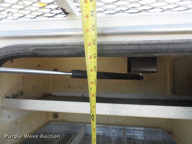 image for item DB8146 1999 Freightliner FL80 bucket truck