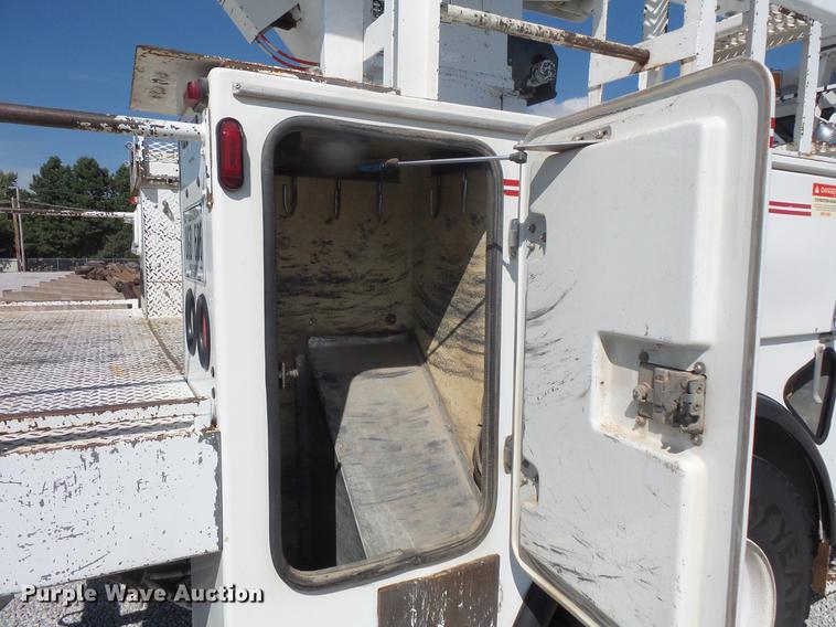 image for item DB8146 1999 Freightliner FL80 bucket truck