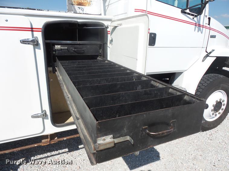 image for item DB8146 1999 Freightliner FL80 bucket truck