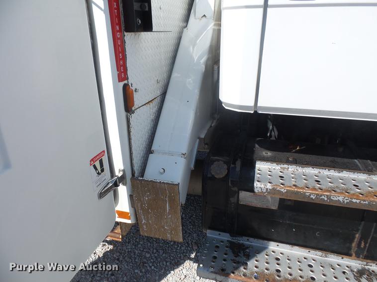 image for item DB8146 1999 Freightliner FL80 bucket truck