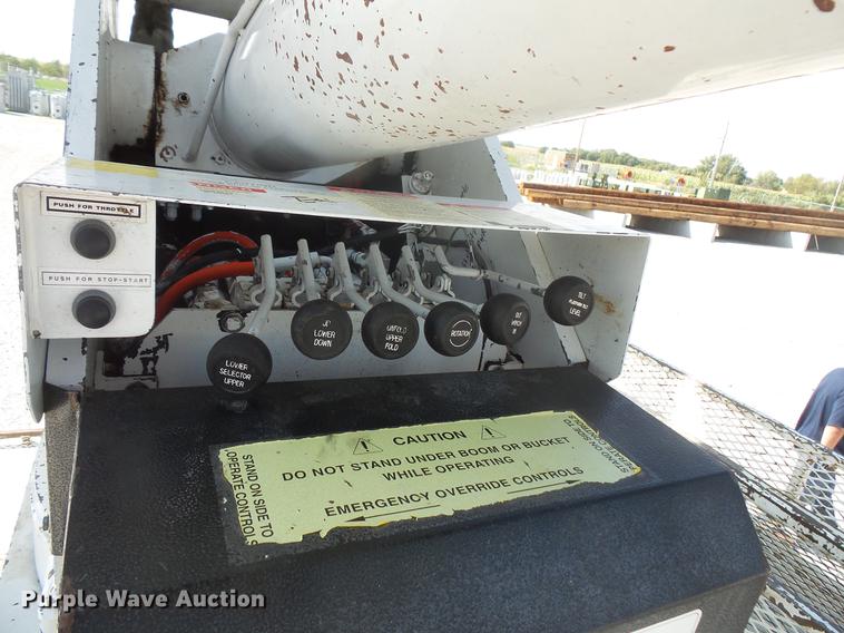 image for item DB8146 1999 Freightliner FL80 bucket truck