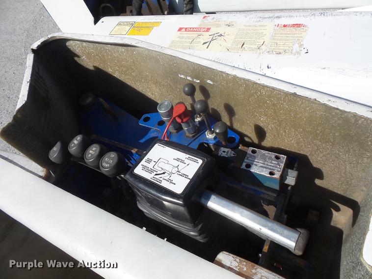 image for item DB8146 1999 Freightliner FL80 bucket truck