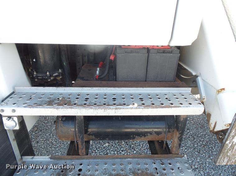 image for item DB8146 1999 Freightliner FL80 bucket truck