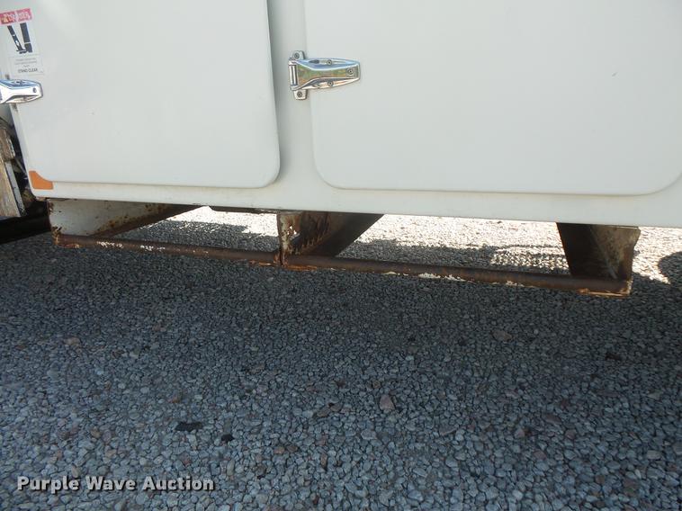 image for item DB8146 1999 Freightliner FL80 bucket truck