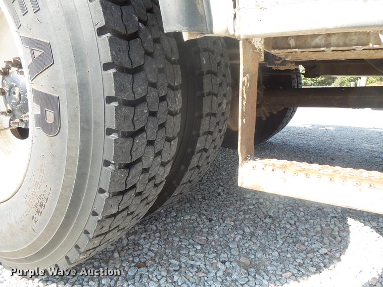 image for item DB8146 1999 Freightliner FL80 bucket truck