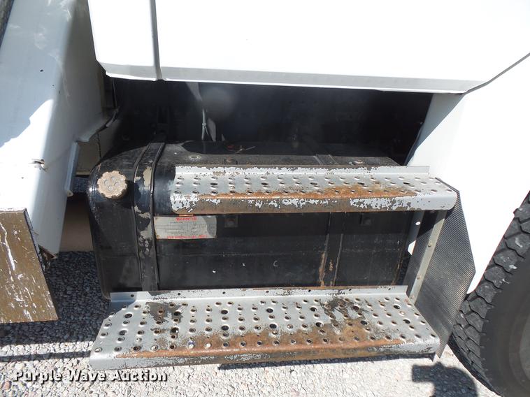 image for item DB8146 1999 Freightliner FL80 bucket truck