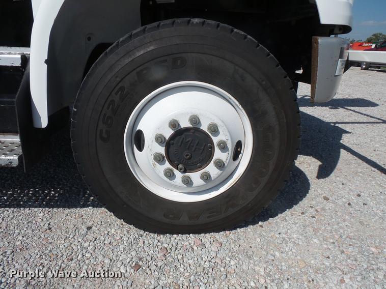 image for item DB8146 1999 Freightliner FL80 bucket truck