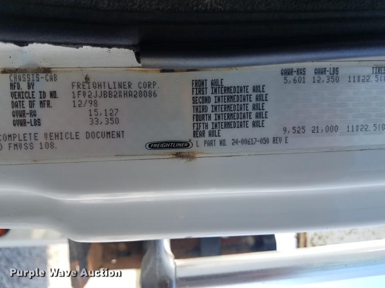 image for item DB8146 1999 Freightliner FL80 bucket truck