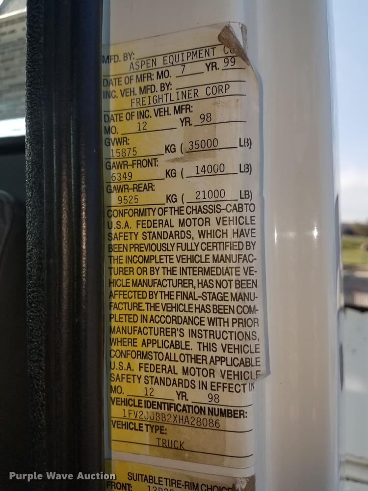 image for item DB8146 1999 Freightliner FL80 bucket truck