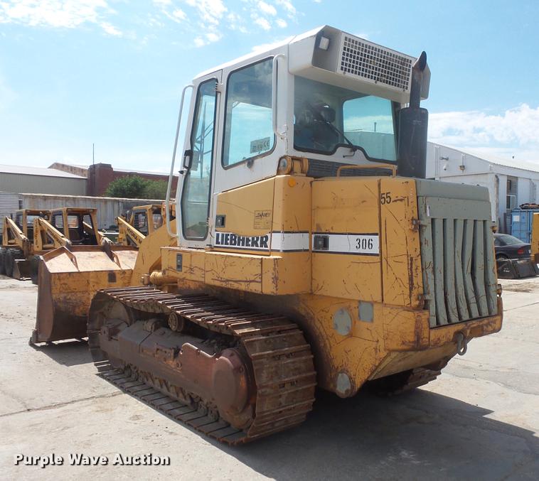 image for item DB8151 1998 Liebherr LR622 Litronic track loader