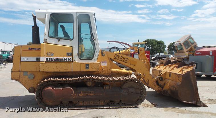 image for item DB8151 1998 Liebherr LR622 Litronic track loader