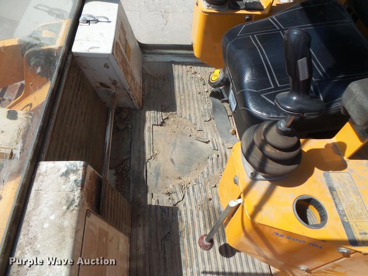 image for item DB8151 1998 Liebherr LR622 Litronic track loader