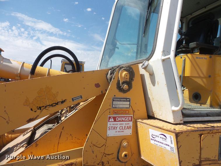 image for item DB8151 1998 Liebherr LR622 Litronic track loader