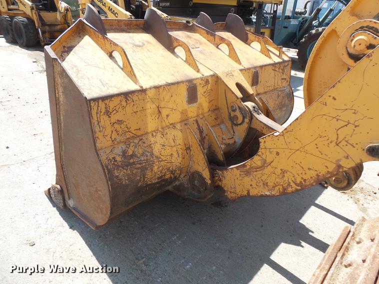 image for item DB8151 1998 Liebherr LR622 Litronic track loader