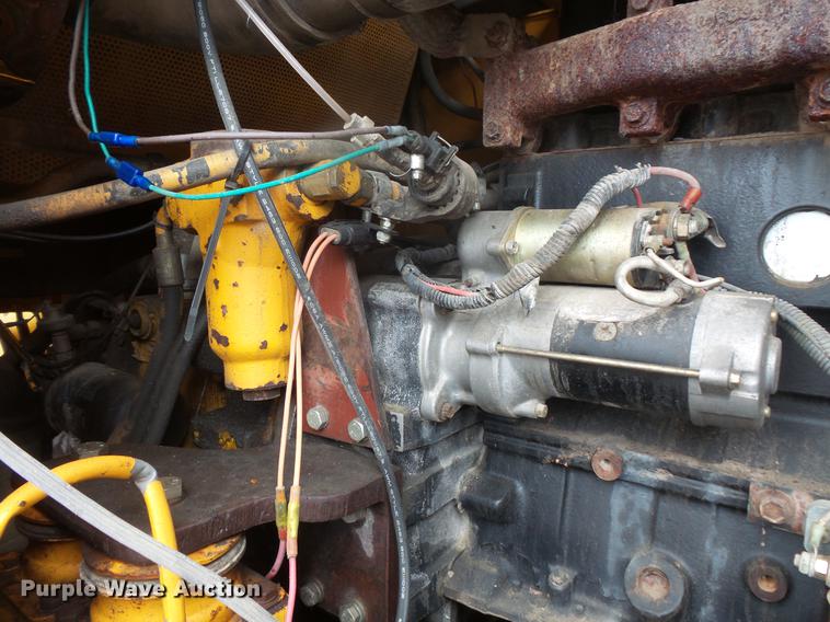 image for item DB8152 Liebherr LR631B track loader