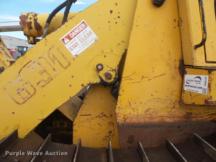 image for item DB8152 Liebherr LR631B track loader