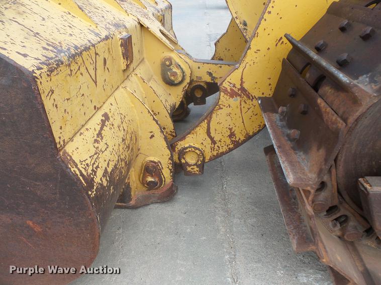 image for item DB8152 Liebherr LR631B track loader