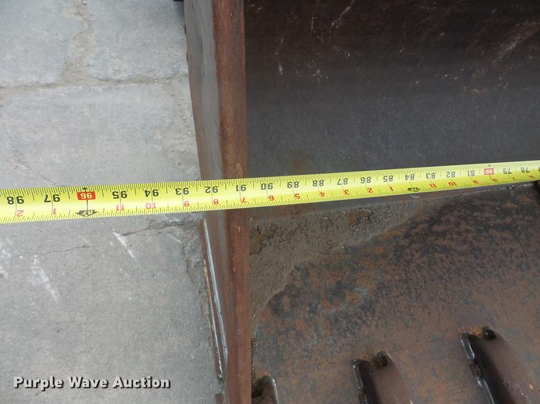 image for item DB8152 Liebherr LR631B track loader