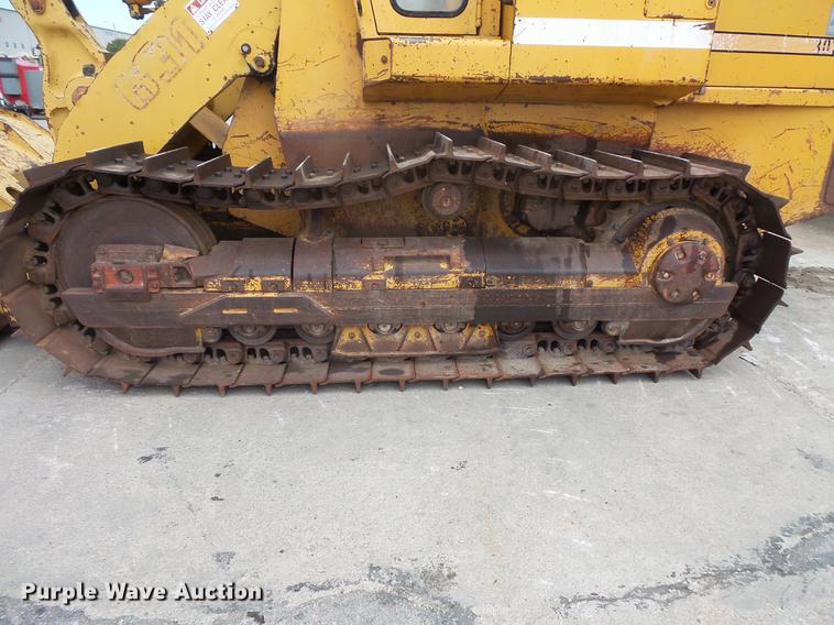 image for item DB8152 Liebherr LR631B track loader