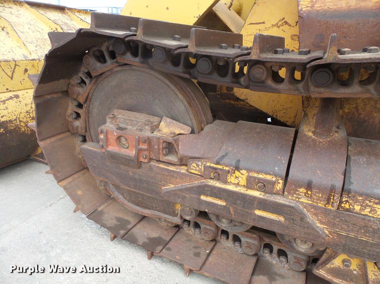 image for item DB8152 Liebherr LR631B track loader