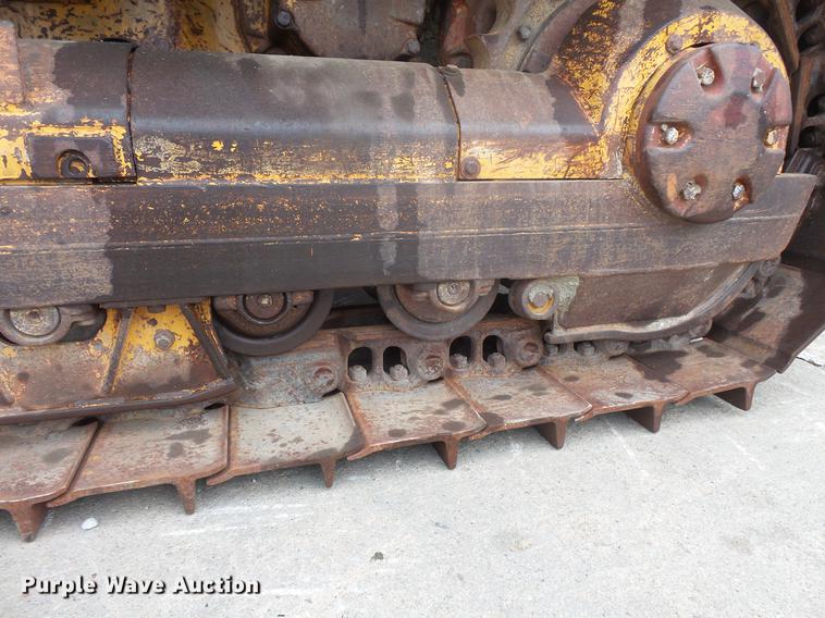 image for item DB8152 Liebherr LR631B track loader