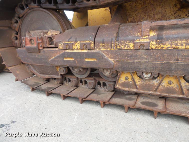 image for item DB8152 Liebherr LR631B track loader