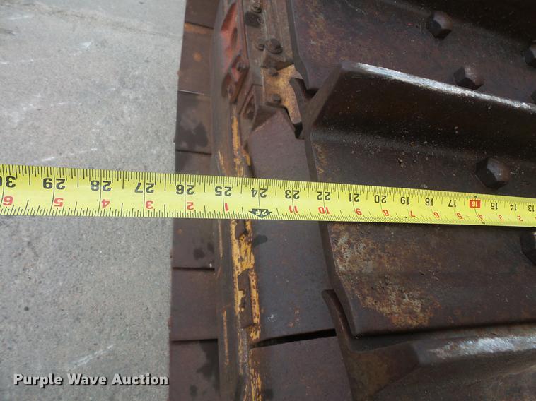 image for item DB8152 Liebherr LR631B track loader